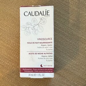 Caudalie Vinosource Nourishing Night Oil - White and Burgundy